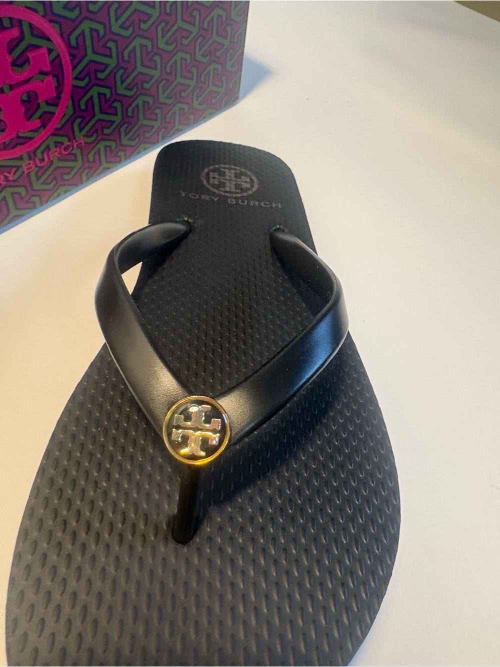 Tory Burch New Rare discontinued style gem logo Black sizes 6,7,8,9,10, - Picture 3 of 9